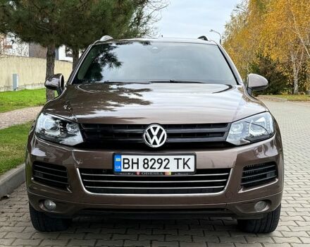 Коричневый Фольксваген Туарег, объемом двигателя 3 л и пробегом 200 тыс. км за 17500 $, фото 1 на Automoto.ua