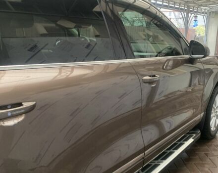 Коричневый Фольксваген Туарег, объемом двигателя 3 л и пробегом 106 тыс. км за 23000 $, фото 4 на Automoto.ua