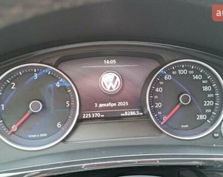 Коричневый Фольксваген Туарег, объемом двигателя 2.97 л и пробегом 225 тыс. км за 20000 $, фото 11 на Automoto.ua