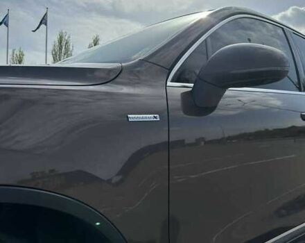 Коричневый Фольксваген Туарег, объемом двигателя 3 л и пробегом 80 тыс. км за 17500 $, фото 4 на Automoto.ua