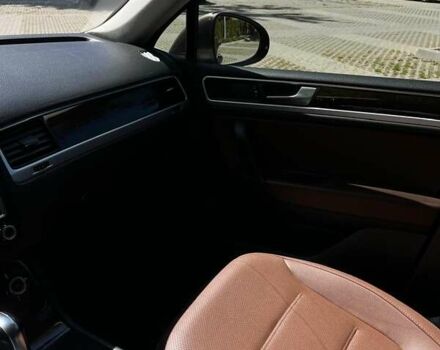 Коричневий Фольксваген Туарег, об'ємом двигуна 2.97 л та пробігом 190 тис. км за 24200 $, фото 23 на Automoto.ua