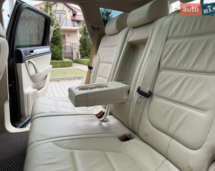 Коричневый Фольксваген Туарег, объемом двигателя 2.97 л и пробегом 239 тыс. км за 17500 $, фото 9 на Automoto.ua