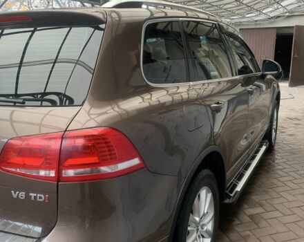 Коричневый Фольксваген Туарег, объемом двигателя 3 л и пробегом 106 тыс. км за 23000 $, фото 2 на Automoto.ua