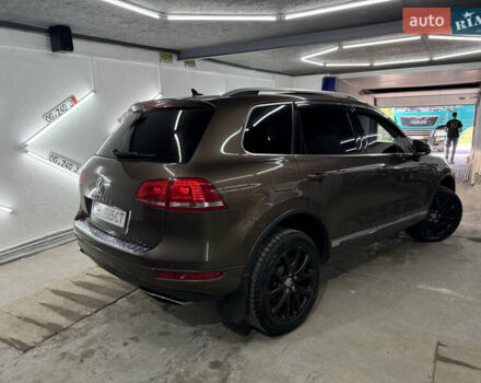 Коричневый Фольксваген Туарег, объемом двигателя 2.97 л и пробегом 300 тыс. км за 21300 $, фото 5 на Automoto.ua