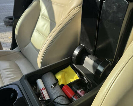 Коричневый Фольксваген Туарег, объемом двигателя 2.97 л и пробегом 273 тыс. км за 20000 $, фото 31 на Automoto.ua