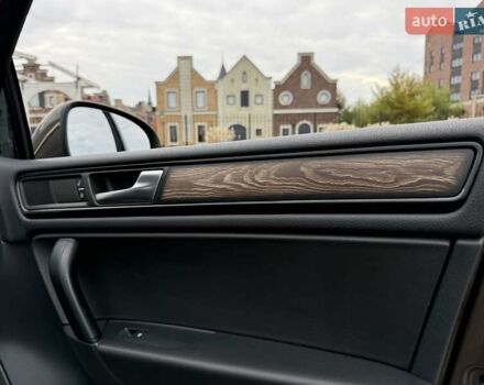 Коричневый Фольксваген Туарег, объемом двигателя 2.97 л и пробегом 144 тыс. км за 28500 $, фото 103 на Automoto.ua