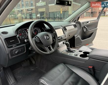 Коричневый Фольксваген Туарег, объемом двигателя 2.97 л и пробегом 144 тыс. км за 28500 $, фото 68 на Automoto.ua