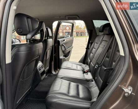 Коричневый Фольксваген Туарег, объемом двигателя 2.97 л и пробегом 144 тыс. км за 28500 $, фото 75 на Automoto.ua