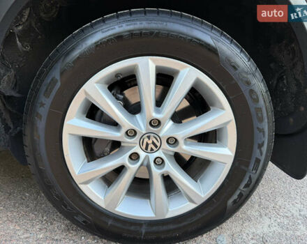 Коричневый Фольксваген Туарег, объемом двигателя 3 л и пробегом 227 тыс. км за 24450 $, фото 67 на Automoto.ua