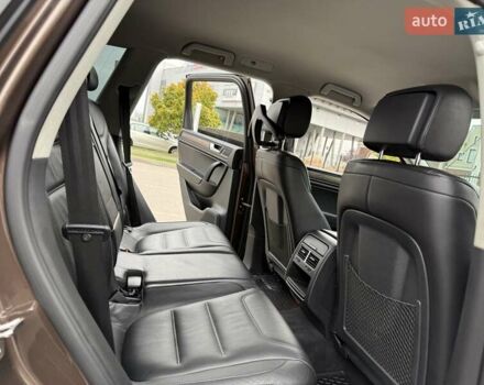 Коричневый Фольксваген Туарег, объемом двигателя 2.97 л и пробегом 144 тыс. км за 28500 $, фото 99 на Automoto.ua