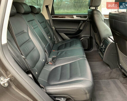 Коричневый Фольксваген Туарег, объемом двигателя 3 л и пробегом 227 тыс. км за 23855 $, фото 35 на Automoto.ua