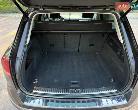 Коричневый Фольксваген Туарег, объемом двигателя 3 л и пробегом 227 тыс. км за 24450 $, фото 63 на Automoto.ua