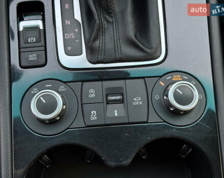 Коричневый Фольксваген Туарег, объемом двигателя 2.97 л и пробегом 292 тыс. км за 20500 $, фото 29 на Automoto.ua