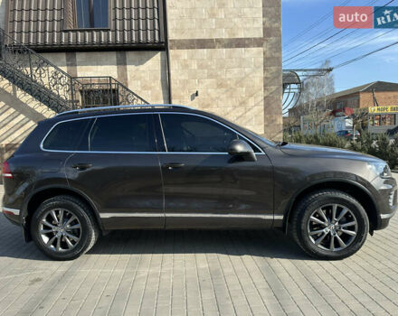 Коричневый Фольксваген Туарег, объемом двигателя 2.97 л и пробегом 185 тыс. км за 26500 $, фото 5 на Automoto.ua