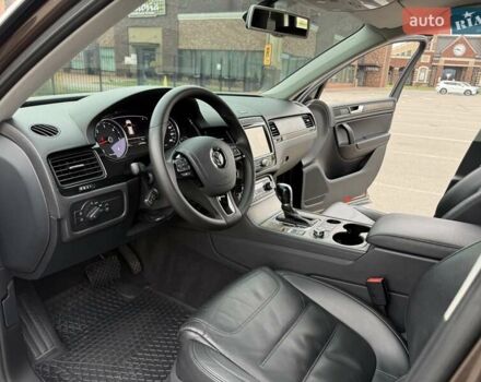 Коричневый Фольксваген Туарег, объемом двигателя 2.97 л и пробегом 144 тыс. км за 28500 $, фото 72 на Automoto.ua