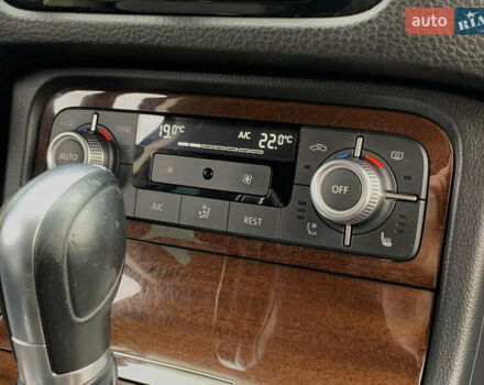 Коричневый Фольксваген Туарег, объемом двигателя 3 л и пробегом 227 тыс. км за 23855 $, фото 43 на Automoto.ua