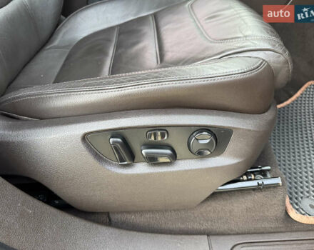 Коричневый Фольксваген Туарег, объемом двигателя 3 л и пробегом 191 тыс. км за 18000 $, фото 28 на Automoto.ua