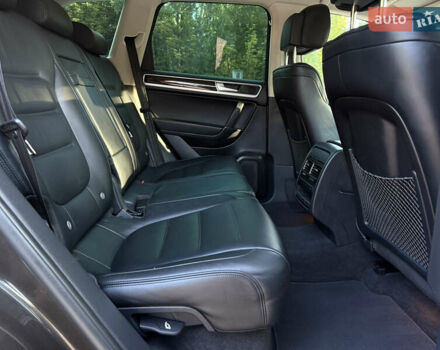 Коричневый Фольксваген Туарег, объемом двигателя 3 л и пробегом 227 тыс. км за 24450 $, фото 54 на Automoto.ua