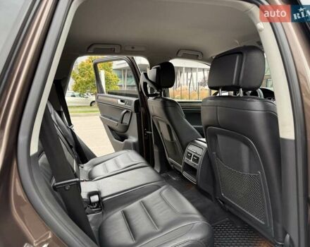 Коричневый Фольксваген Туарег, объемом двигателя 2.97 л и пробегом 144 тыс. км за 28500 $, фото 97 на Automoto.ua