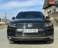 Коричневый Фольксваген Туарег, объемом двигателя 2.97 л и пробегом 185 тыс. км за 26500 $, фото 2 на Automoto.ua