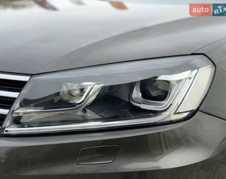 Коричневый Фольксваген Туарег, объемом двигателя 3 л и пробегом 227 тыс. км за 23855 $, фото 13 на Automoto.ua