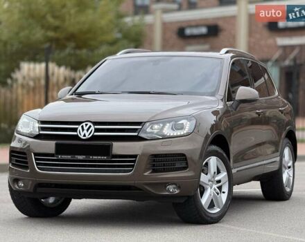 Коричневый Фольксваген Туарег, объемом двигателя 2.97 л и пробегом 144 тыс. км за 28500 $, фото 1 на Automoto.ua