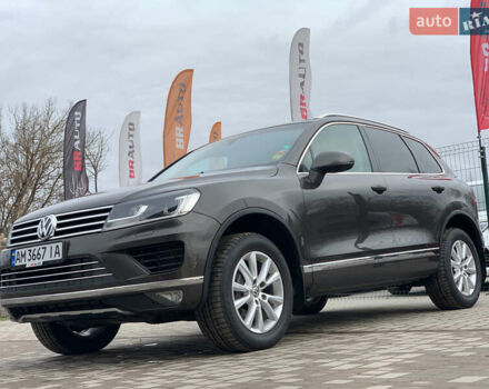 Коричневый Фольксваген Туарег, объемом двигателя 3 л и пробегом 227 тыс. км за 23855 $, фото 1 на Automoto.ua