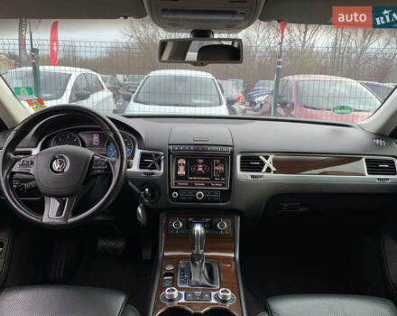 Коричневый Фольксваген Туарег, объемом двигателя 3 л и пробегом 227 тыс. км за 23855 $, фото 70 на Automoto.ua