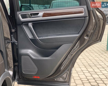 Коричневый Фольксваген Туарег, объемом двигателя 3 л и пробегом 227 тыс. км за 23855 $, фото 34 на Automoto.ua