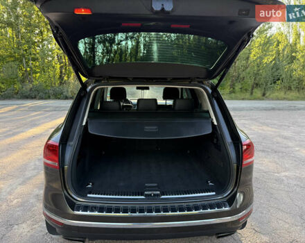 Коричневый Фольксваген Туарег, объемом двигателя 3 л и пробегом 227 тыс. км за 24450 $, фото 61 на Automoto.ua