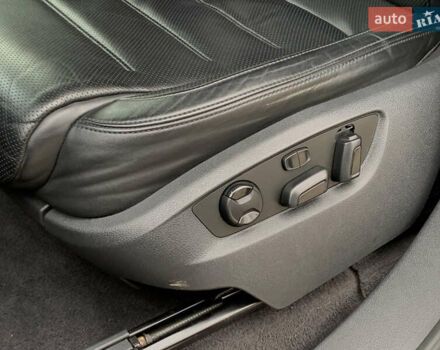 Коричневый Фольксваген Туарег, объемом двигателя 3 л и пробегом 227 тыс. км за 23855 $, фото 51 на Automoto.ua