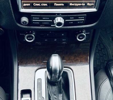 Коричневый Фольксваген Туарег, объемом двигателя 3 л и пробегом 217 тыс. км за 22000 $, фото 4 на Automoto.ua