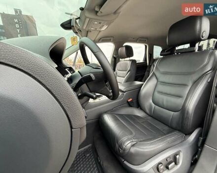 Коричневый Фольксваген Туарег, объемом двигателя 2.97 л и пробегом 144 тыс. км за 28500 $, фото 73 на Automoto.ua