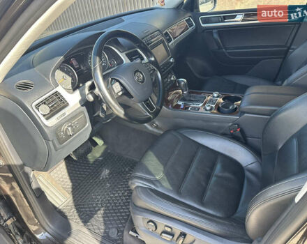 Коричневый Фольксваген Туарег, объемом двигателя 2.97 л и пробегом 185 тыс. км за 26500 $, фото 9 на Automoto.ua