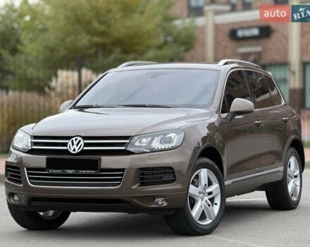 Коричневый Фольксваген Туарег, объемом двигателя 2.97 л и пробегом 144 тыс. км за 28500 $, фото 2 на Automoto.ua