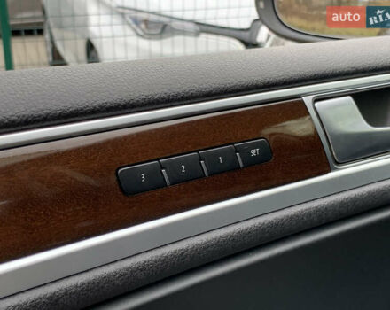 Коричневый Фольксваген Туарег, объемом двигателя 3 л и пробегом 227 тыс. км за 23855 $, фото 48 на Automoto.ua