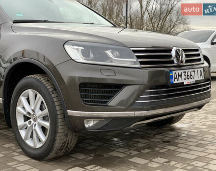 Коричневый Фольксваген Туарег, объемом двигателя 3 л и пробегом 227 тыс. км за 23855 $, фото 7 на Automoto.ua