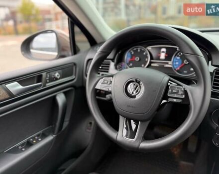 Коричневый Фольксваген Туарег, объемом двигателя 2.97 л и пробегом 144 тыс. км за 28500 $, фото 87 на Automoto.ua