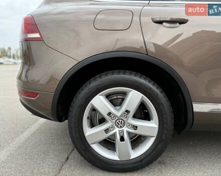 Коричневый Фольксваген Туарег, объемом двигателя 2.97 л и пробегом 144 тыс. км за 28500 $, фото 61 на Automoto.ua