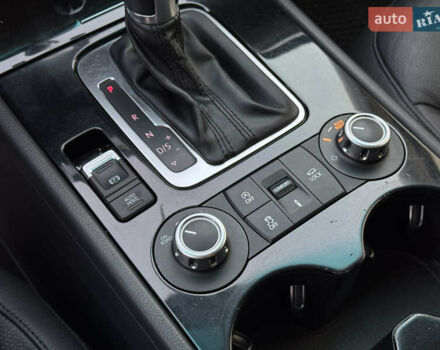 Коричневый Фольксваген Туарег, объемом двигателя 2.97 л и пробегом 292 тыс. км за 20500 $, фото 30 на Automoto.ua