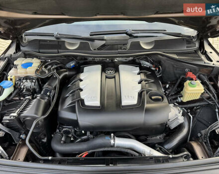 Коричневый Фольксваген Туарег, объемом двигателя 3 л и пробегом 191 тыс. км за 18000 $, фото 36 на Automoto.ua