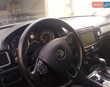 Коричневий Фольксваген Туарег, об'ємом двигуна 3 л та пробігом 320 тис. км за 28000 $, фото 5 на Automoto.ua