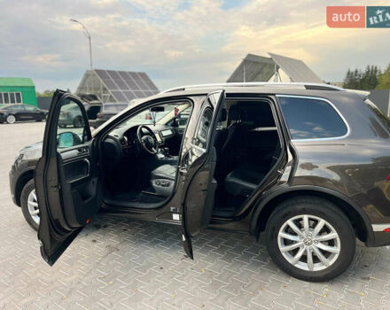 Коричневый Фольксваген Туарег, объемом двигателя 3 л и пробегом 274 тыс. км за 21500 $, фото 31 на Automoto.ua