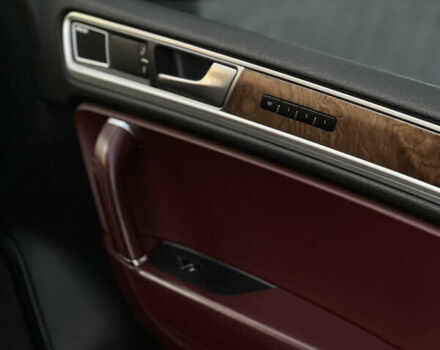 Коричневый Фольксваген Туарег, объемом двигателя 3 л и пробегом 277 тыс. км за 24750 $, фото 29 на Automoto.ua