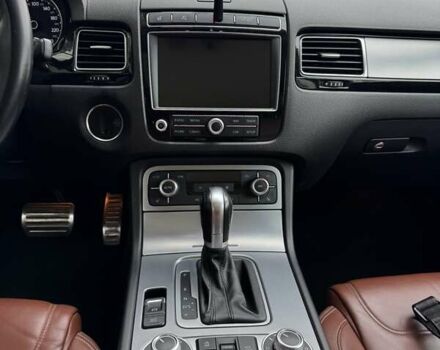 Коричневый Фольксваген Туарег, объемом двигателя 3 л и пробегом 160 тыс. км за 28300 $, фото 15 на Automoto.ua