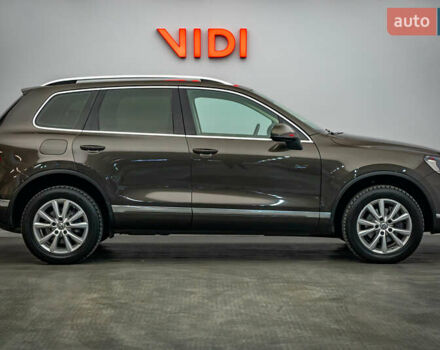 Коричневый Фольксваген Туарег, объемом двигателя 3 л и пробегом 100 тыс. км за 22796 $, фото 3 на Automoto.ua