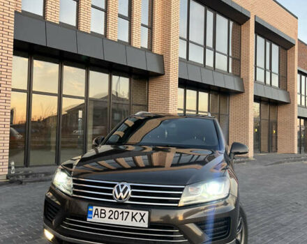 Коричневый Фольксваген Туарег, объемом двигателя 3 л и пробегом 277 тыс. км за 24750 $, фото 2 на Automoto.ua