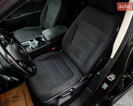 Коричневый Фольксваген Туарег, объемом двигателя 3 л и пробегом 100 тыс. км за 22796 $, фото 8 на Automoto.ua