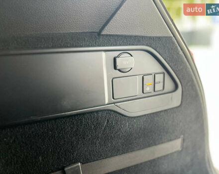 Коричневый Фольксваген Туарег, объемом двигателя 3 л и пробегом 274 тыс. км за 21500 $, фото 60 на Automoto.ua