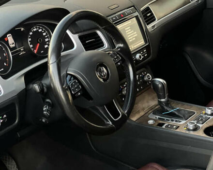 Коричневый Фольксваген Туарег, объемом двигателя 3 л и пробегом 277 тыс. км за 24750 $, фото 28 на Automoto.ua